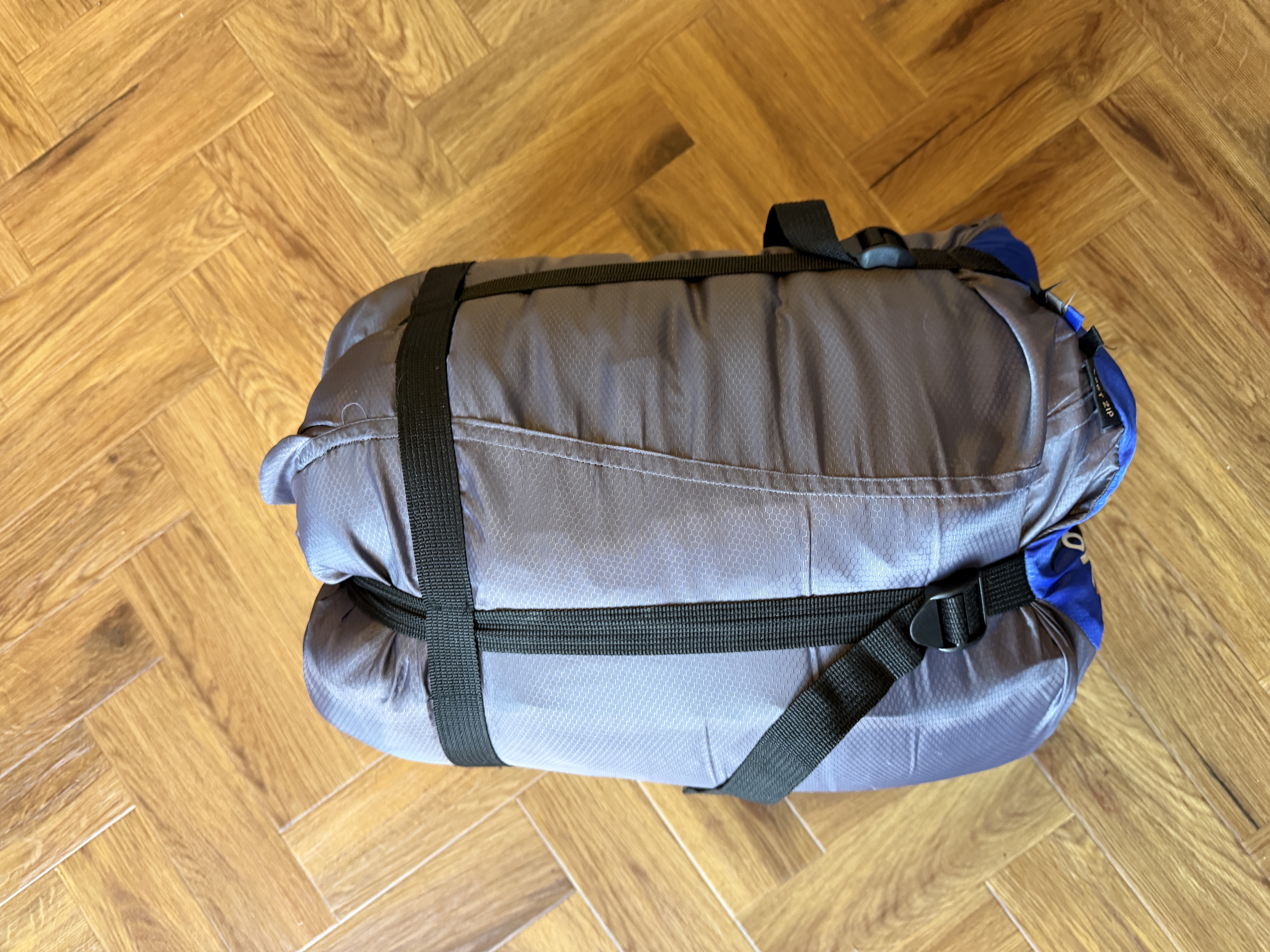 Vango Nitestar 300sq sleeping bag 