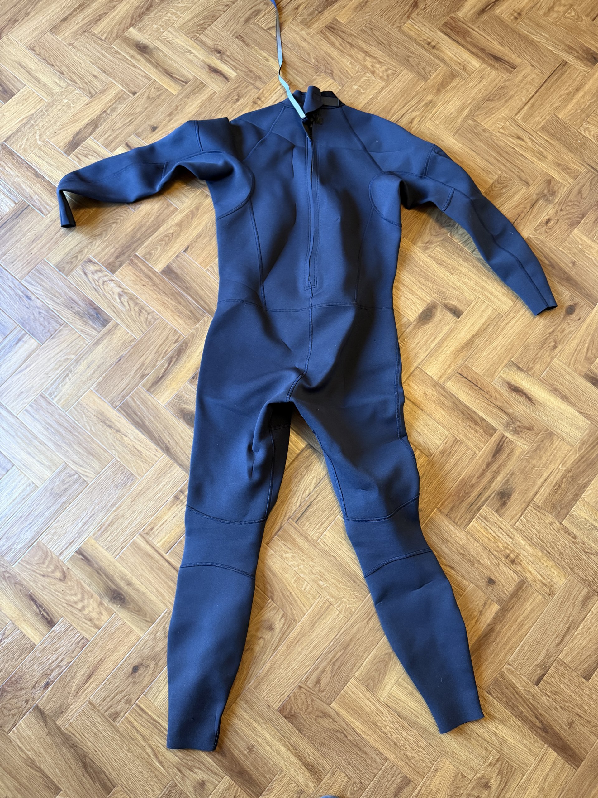 Men’s XL wetsuit 